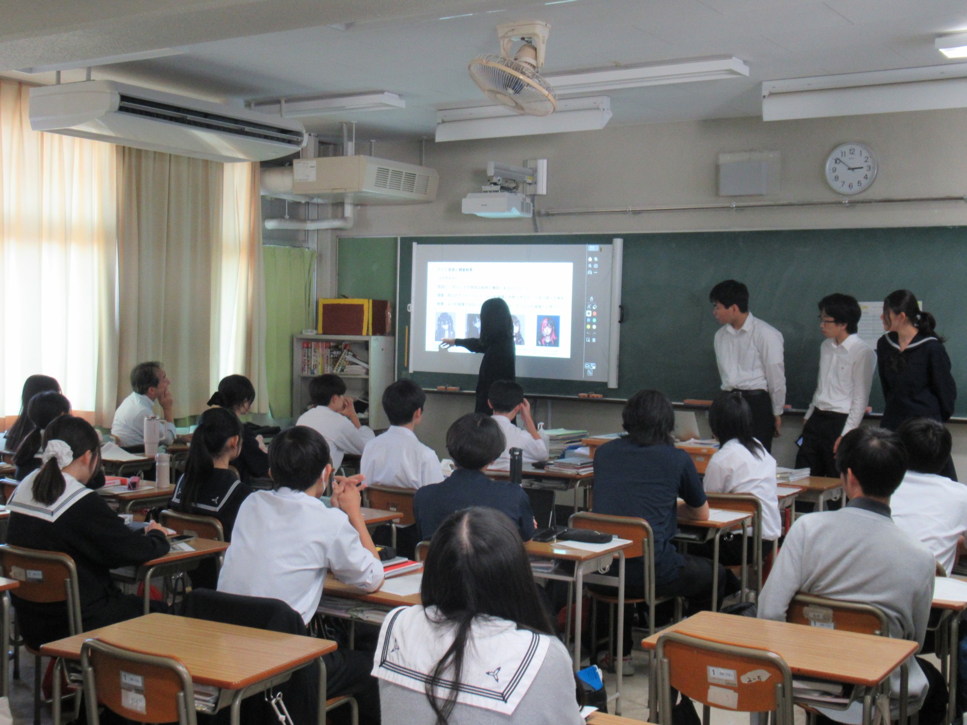 中間報告会 (4).JPG